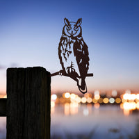 The Long-eared Owl by Metalbird UK is a striking piece of metal yard art, elegantly perched on a wooden post—an ideal gift for nature and art lovers alike.